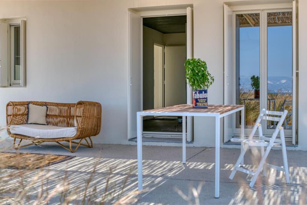 Villa Lampsi - Spacious & Modern Isterni  Экстерьер фото